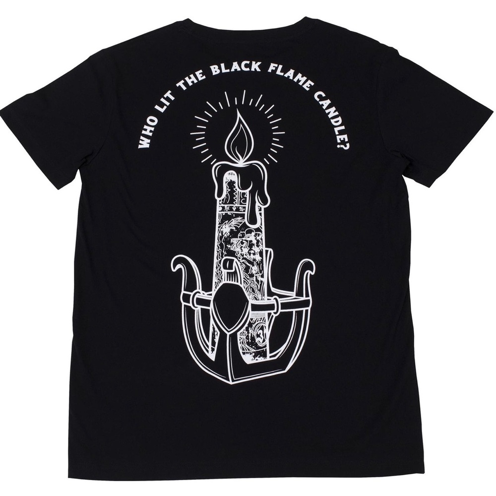 Cakeworthy Hocus Pocus Black Flame Candle T-shirt